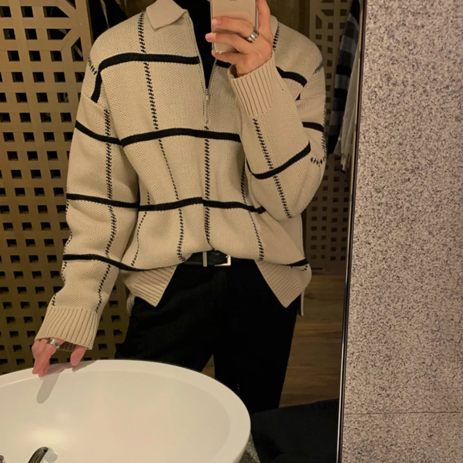 [Korean Style] 2 Colors Wool Lapel Collar Zip Sweaters